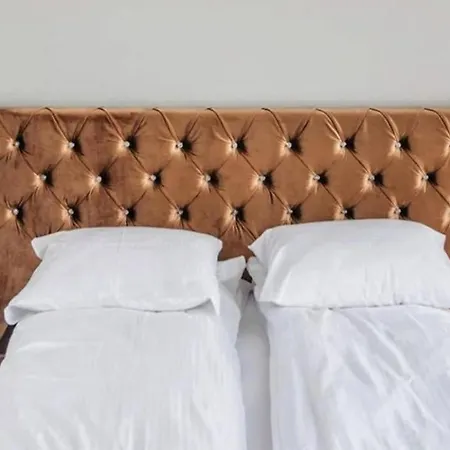 Close-golden - Cozy And Bright - Great Location &swietej Barbary Διαμέρισμα *